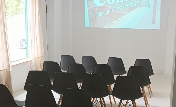 Un lugar donde impartir talleres y cursos, en Torrejón de Ardoz.